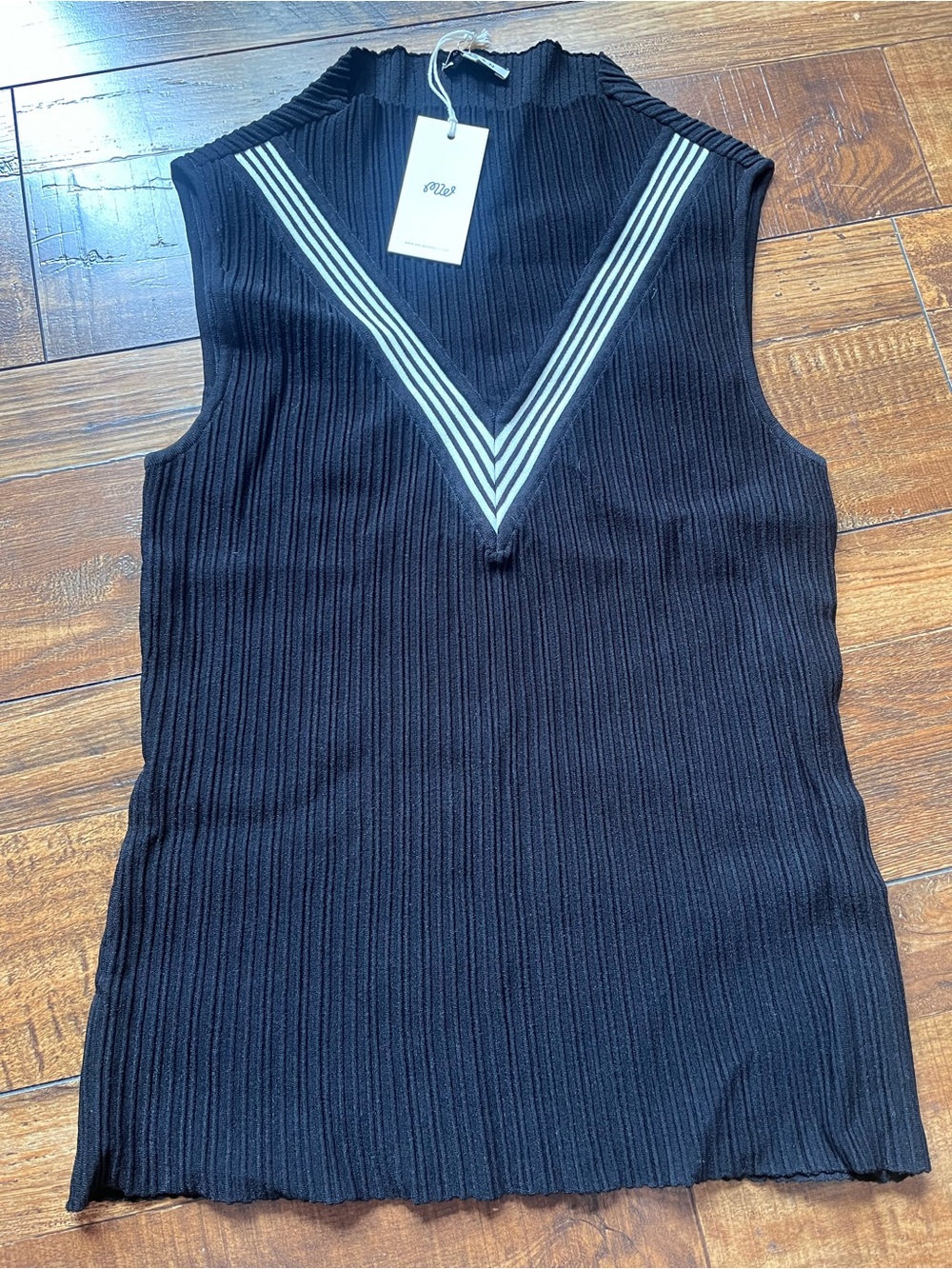 Malbon Woman Ace Sleeveless Mockneck